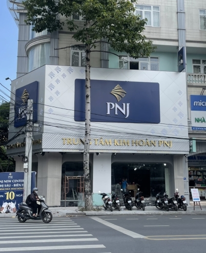 DỰ ÁN PNJ